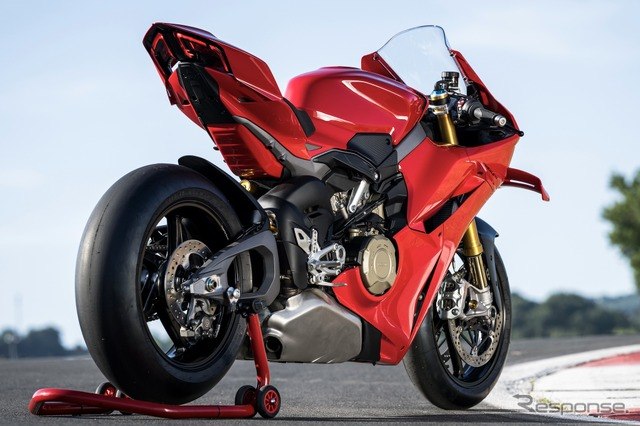 Дукати Panigale V4 берёт паузу: о чём молчит производитель?Иностранные источники