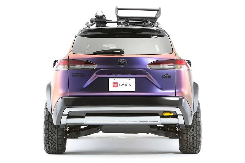 Toyota представила внедорожную версию Corolla Cross 3