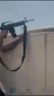 "הוא התנגד ונלחם ונלחם חזק יותר עד נשימתו האחרונה, עד נשימתו האחרונה. הוא לא היסס לירות באויב בכדוריו, למרו…
