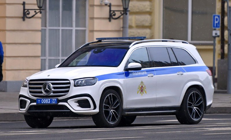 Полиция Москвы получила санкционные Mercedes-Benz GLSРоссийская полиция обновила