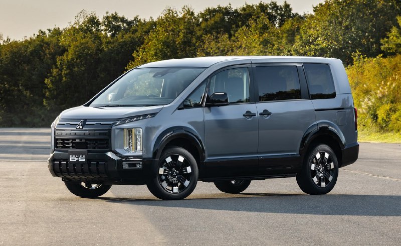 В Японии представили обновлённый Mitsubishi Delica...