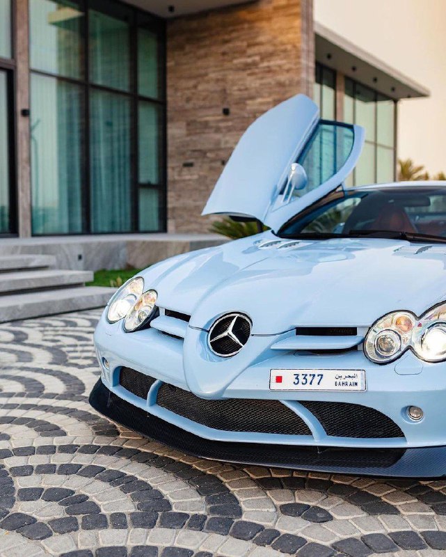 Mercedes-Benz SLR McLaren 7