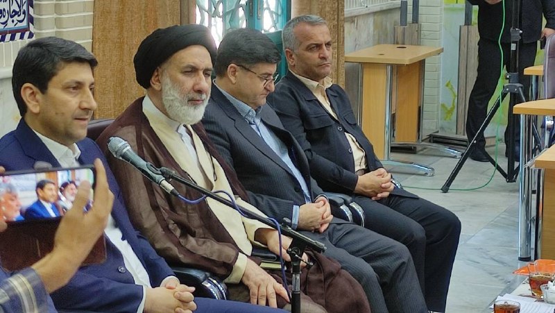 خبرگزاری صداوسیما: 🔺پایداری شبکه ارتباطات در شرایط جنگی؛ خدمات کشور در بستر «ارتباطات مویرگی» بهصورت غیرقابل توقف ادامه یافت🔹وزیر ارتباطات