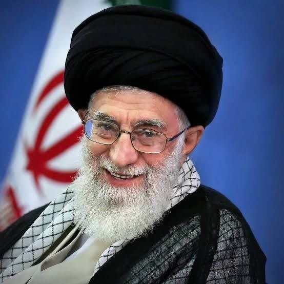 ناب جهادی | جنگ و مذاکرات: 🏮 اطلاعیه/قرعهکشی رایگان #چفیهی رهبر شهید!● روی لینک زیر بزنید و به مناسبت چهلمین روز از تدفین رهبری توی این پویش ثبت