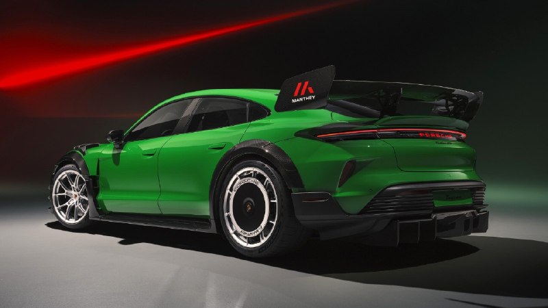 Porsche вернула рекорд Нюрбургринга у Xiaomi 3