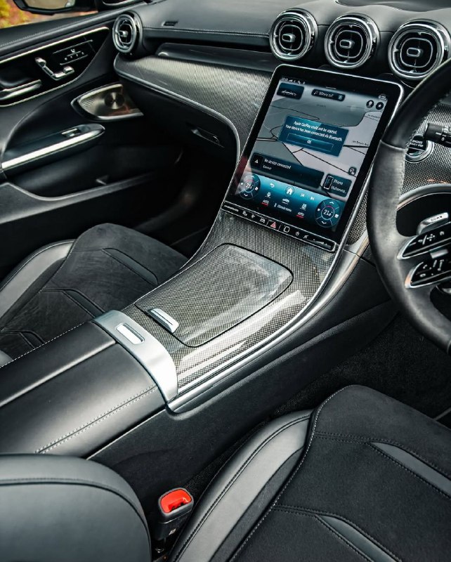 New C 63 S E AMG 670 HP 0-100 km/h 3.4 sec 10
