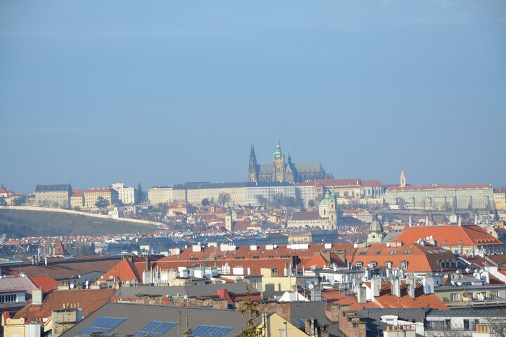 大口吃肉大口喝酒的真性情捷克人