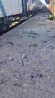 Российский военкор Олег Петренко опубликовал фото, как утверждается, железнодорожной станции Джанкой в Крыму после удара беспилотников. Об атаке на железнодорожную инфраструктуру в городе также сообщили украинские телеграм-каналы Supernova+ и Exilenova+. …