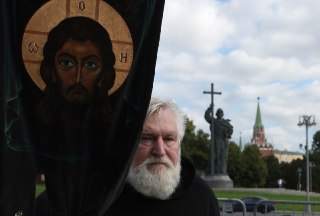 РПЦ утвердила молитву в защиту Крыма. В ней говорится о победе над «видимым и невидимым супостатом»Синод Русской православной церкви утвердил текст молитвы, в которой Господа и святых просят о защите Крыма, победе над противником и помощи российской армии.