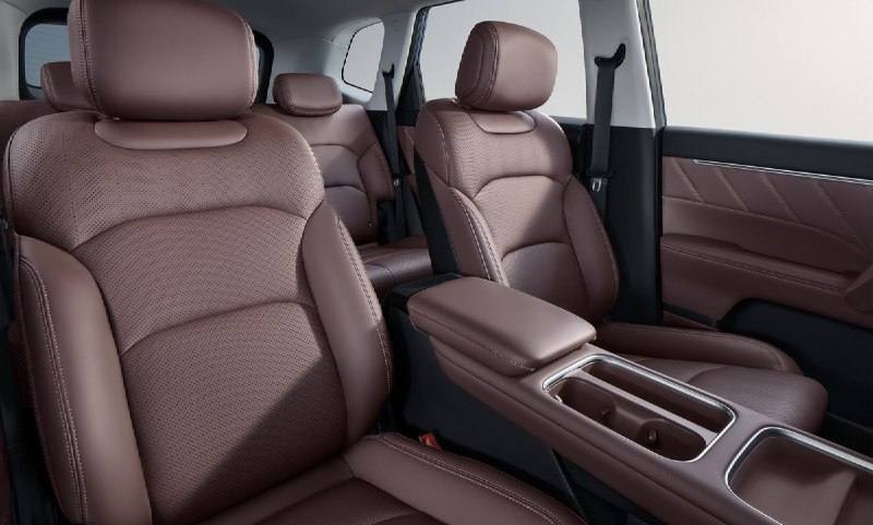 Новый Wuling Starlight 560 — большой кроссовер по цене Гранты 6