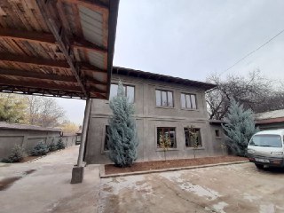 6 sotuxlik Farhod-2, Qibrayda hovli, Dachasi sotiladi.