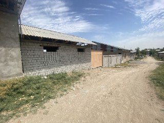Nazarbek turkistonda 8 sotix yer Sotiladi