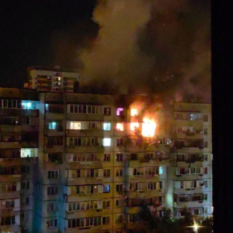 🔴 התקפות מזל"ט אוקראיני על בנייני מגורים באזור בלגורוד אמש.