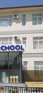 Продается помещение 2000 кв.м 8 соток земли. Кукча 1 гор больница.