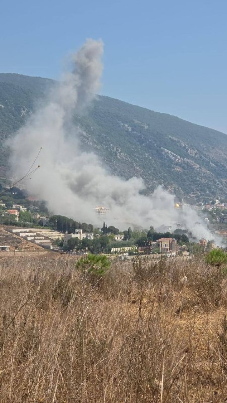 דחוף: מטוסי הכיבוש פתחו בשתי פשיטות על העיירה ערבסלים, דרומית ללבנון