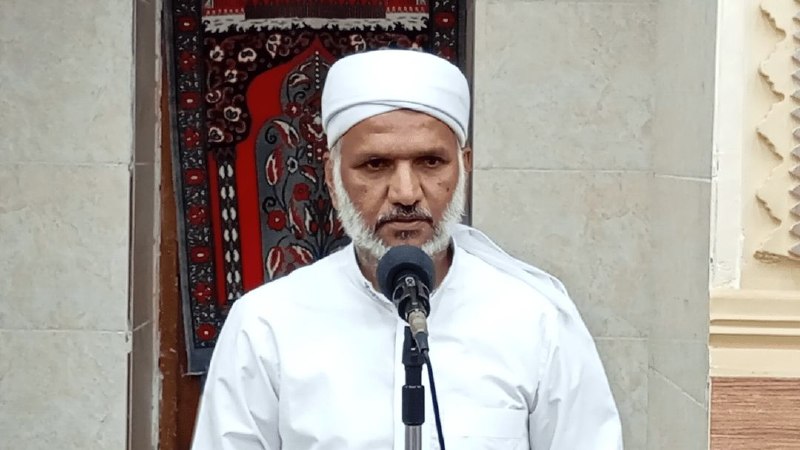 اخبار هرمزگان: هفته وحدت فرصت نمایش همبستگی جهان اسلام است🔹شیخ عبدالوهاب گلزاری در آیین جشن آغاز هفته وحدت در مسجد امام شافعی جزیره هرم