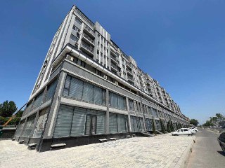 Продается Нежилое ЖК NEW life 450м2 (1 линия вдоль главной дороги)