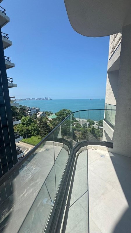 Продается студия на 1-ой линии в Махинджаури — фото 1