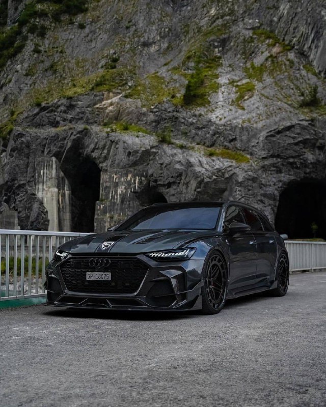 Audi RS6 Carbon aero 1