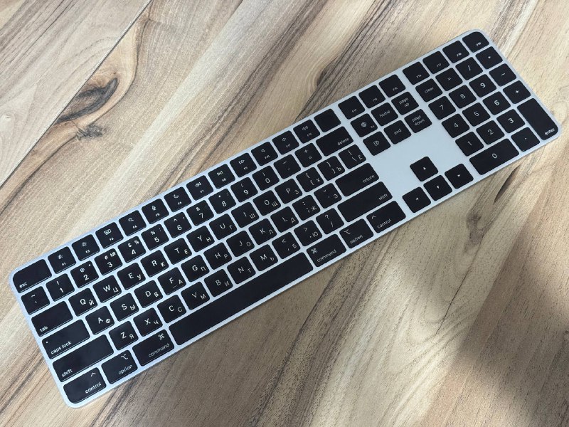 Apple Magic Keyboard (Model A2520) — фото 1
