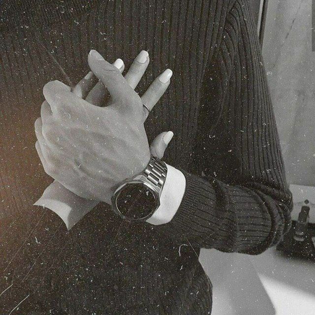 💔 سوزدل 💔: چشمانت را ببندو دستت راروی قلبم بگذار ؛اینبار خودش میخواهدبه تو بگوید دوستت دارم...