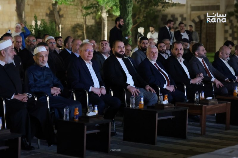 כתב סנעא: שר ההקדשים מוחמד אבו אל-ח'יר שוקרי חונך את מסגד הוספיס סולימניה בדמשק, בנוכחות שרי האוצר, התרבות…