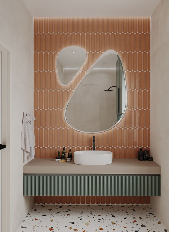 Тёплая ванная с терракотовыми акцентами и гардеробная завершают наш проект домвсочи Уютная ванная с яркой акцентной стеной из терракотовой плитки и... - изображение 5 - ванная, зеркалом, плавающая