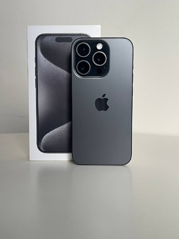 iPhone 15 Pro Black Titanium 512GB — фото 1