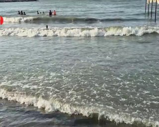🎦 הים אינו בריכה; נא לקחת ברצינות&33;