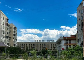 Аренда 4/7/8 Себзор Ж/К Golden House 140-кв.м 2 та санузел бор