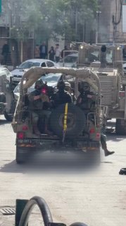 כוחות ישראל סוגרים את אזור באב אלזאוויה וממשיכים בצעדים הצבאיים בעיר חברון.