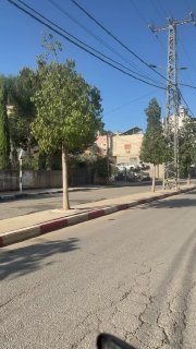 רכב צבאי התהפך במהלך הסתערות כוחות ישראל על היישוב ביתא מדרום לשכם.