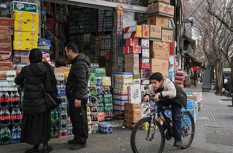 آذرباخیش: مبلغ جدید کالابرگ؛ اعتبار کدام دهکها افزایش پیدا میکند؟🔹عبدالناصر همتی از افزایش ۲۳ درصدی مبلغ کالابرگ الکترونیکی خبر
