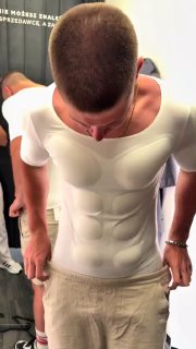 This muscle-padded T-shirt uses specialized, realistic padding in the shoulders, chest, and abs to instantly give the wearer a jacked, muscular physique under their clothes.Did you know? 🎓
