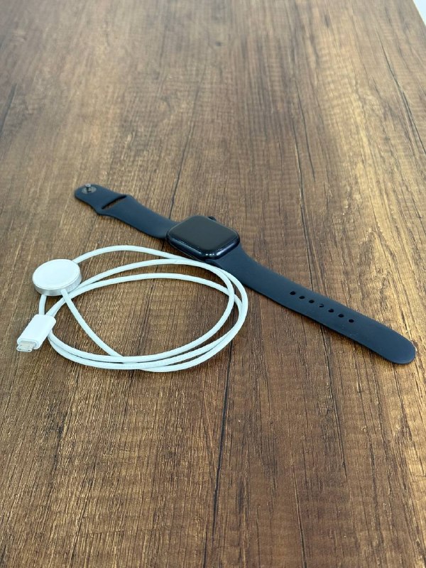 Apple Watch Series 8 GPS 41mm, 400 gel — фото 1