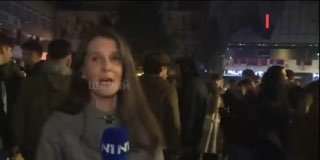 לאחר הניצחון, התלמידים מכריזים: ראקו מלודי הוא גיבור וקוסובו הוא סרביה. איזה אסון בקרוב, הנציבות האירופית ת…
