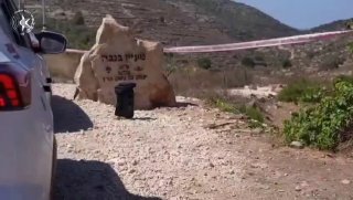 Hebrew sources: scenes from the scene of the resistance action that led to the killing of a settler in the "Al-Ain" area between the villages of Deir Nizam and Nabi Saleh, northwest of Ramallah.