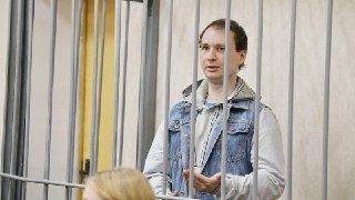 Российские власти освободили бывшего морского пехотинца США Роберта Гилмана, находившегося в заключении в Воронеже с 2022 года, он уже летит в США, пишет Reuters со ссылкой на неназванных американских чиновников.Ранее Белый дом и Госдеп призвали освободить