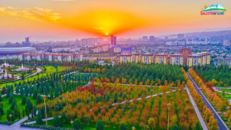 Душанбе в золотом наряде осени