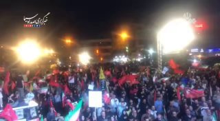 🎦 כיכר המהפכה, אותה כיכר שבה שמר חמאס את נוכחות העם בלבו במשך 158 לילות, ועכשיו העולם צופה בכיכר הזו.