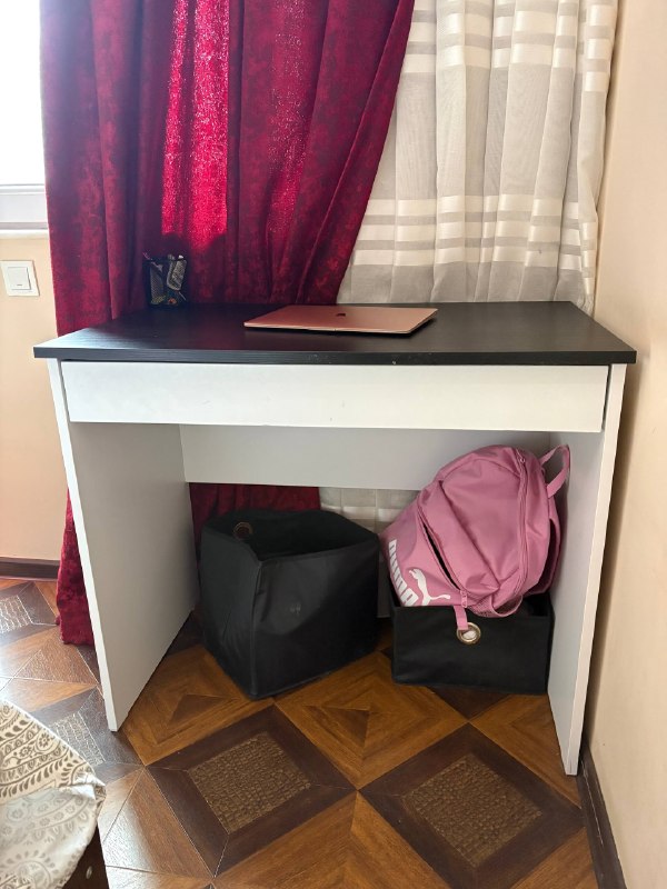 Стол рабочий/письменный, выдвижная полка — фото 1