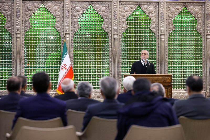 شبکه خبری العالم: 🔻پزشکیان: نه تنها ایران ونزوئلا نشد، بلکه دنیا در برابر قدرت ایران حیرت کرد🔸شرمندهایم که مشکلاتی وجود دارد. ما در جنگ ت