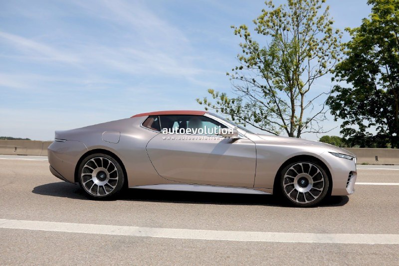 BMW Skytop без камуфляжа засветился в Германии 2