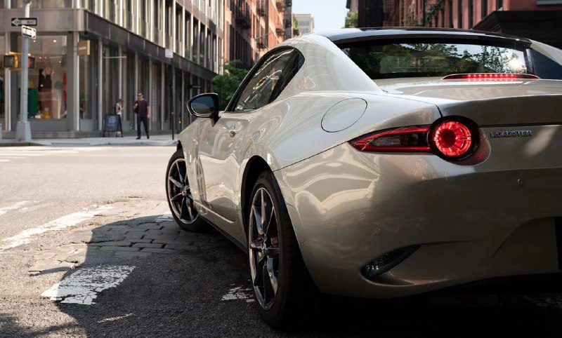 Новая Mazda MX-5 не станет электрокаром

Mazda про...