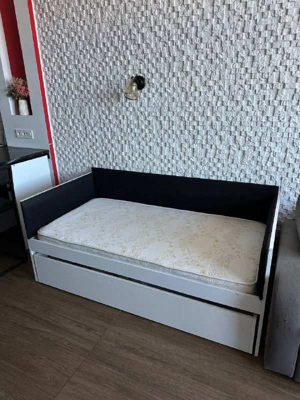 Кровать двойная для детей (выдвижная) СРОЧНО!