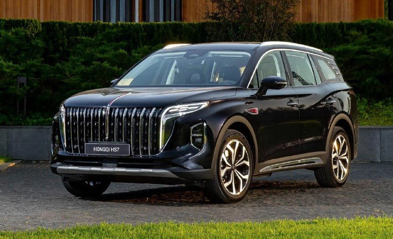 В России объявили цены на новый Hongqi HS7