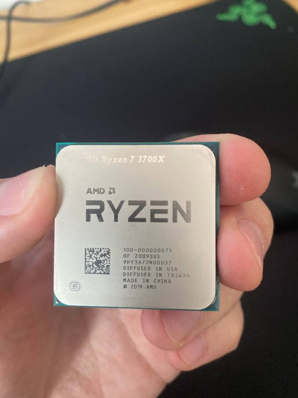 Продам процессор AMD Ryzen 7 3700X — фото 1