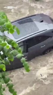 גשם כבד פוגע באיסטנבול ומשתק את התנועה בחלק מהשכונות והרחובות הראשיים של טורקיה
