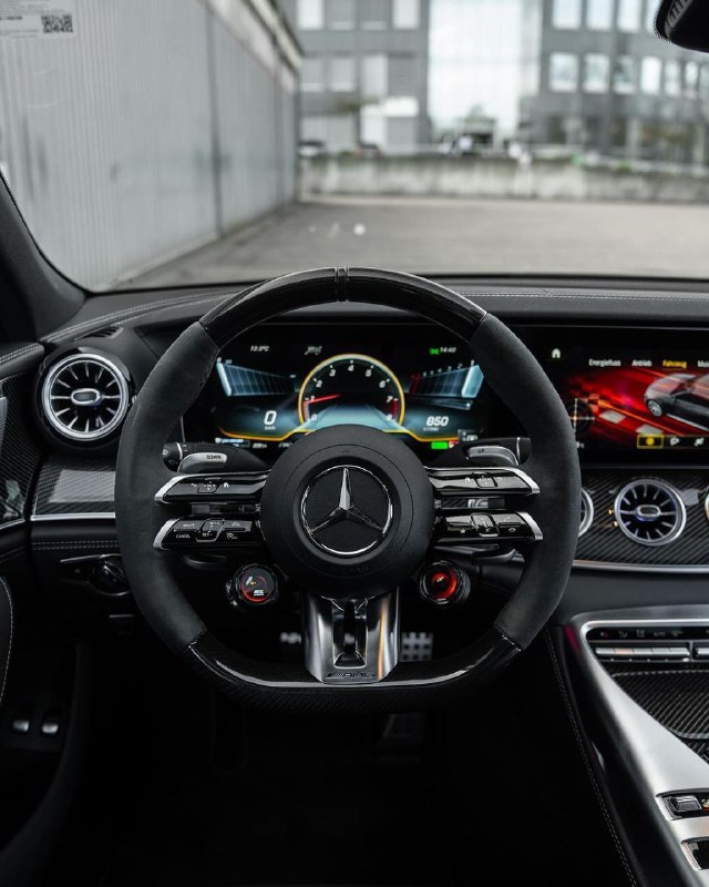 843 HP 2024 AMG GT 63 S E-Performance 4