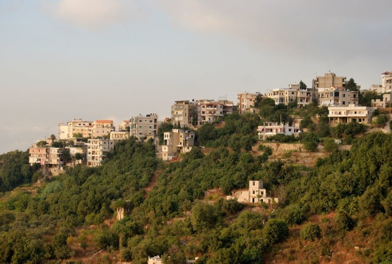 עם ז'קטים הנושאים את לוגו המודיעין של הצבא מעצר חושף רמזים לשוד מזוין בארמון
